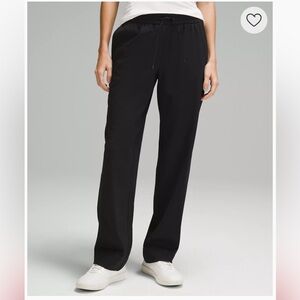 NWT Lululemon Straight Leg Mid-rise pant Luxtreme